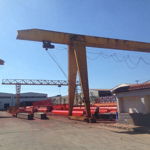 湖南常德龍門吊廠家 機(jī)庫(kù)鋼臂：龍門吊在飛機(jī)維修庫(kù)的應(yīng)用演進(jìn)與實(shí)踐